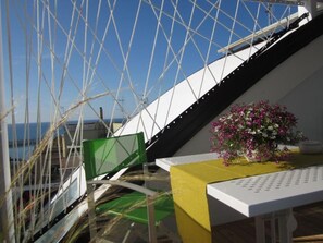 屋外ダイニングエリア