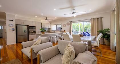 La Belle aimante, beautiful home with pool