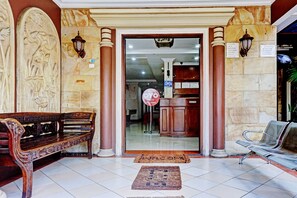 Exterior - Capital O 90558 House Of Livina (Jakarta)