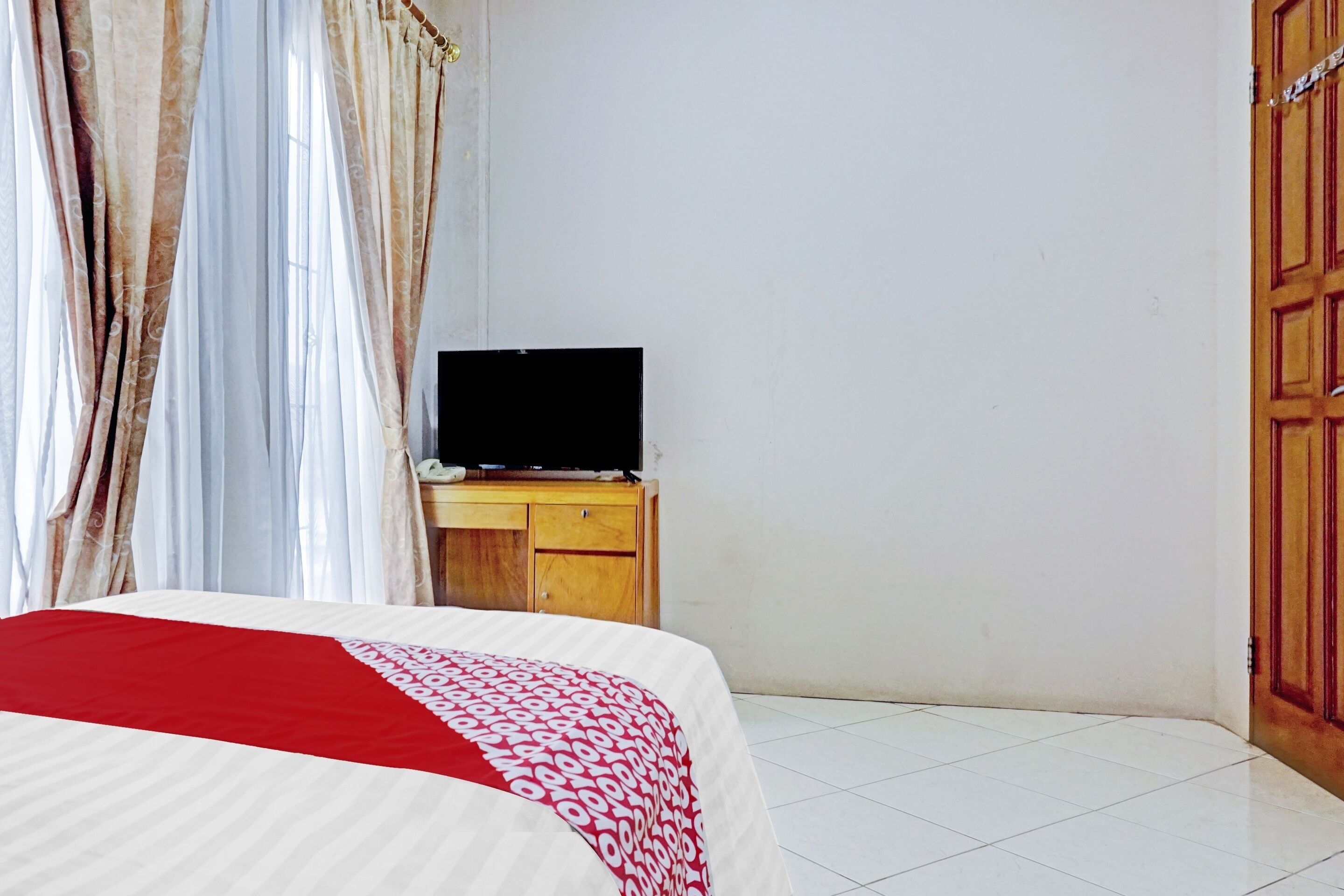 Photo - House Of Livina Mitra RedDoorz