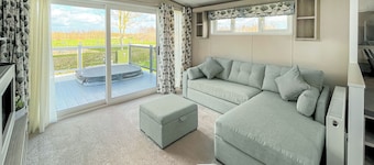 2 bedroom accommodation in Pershore