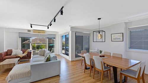 Sandy Cove Apartment The Entrance 8