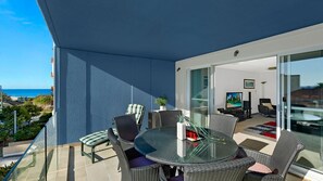 Unclassified image, 4 of 9, button