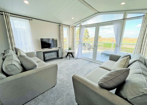 2 bedroom accommodation in Pershore