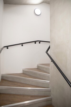Hallway - Bob W London Tower Hill - Studios (London)