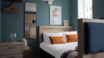 Quarto solteiro | Escrivaninha, espaço de trabalho para notebook