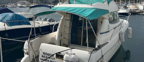 Marina/club náutico