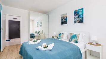 1 quarto, escrivaninha, ferros/tábuas de passar roupa, Wi-Fi