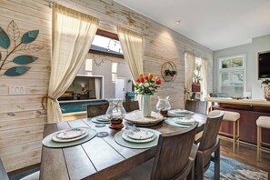 Dining - Beach House with Private Pool near Historic Downtown St. Augustine (Saint Augustine)