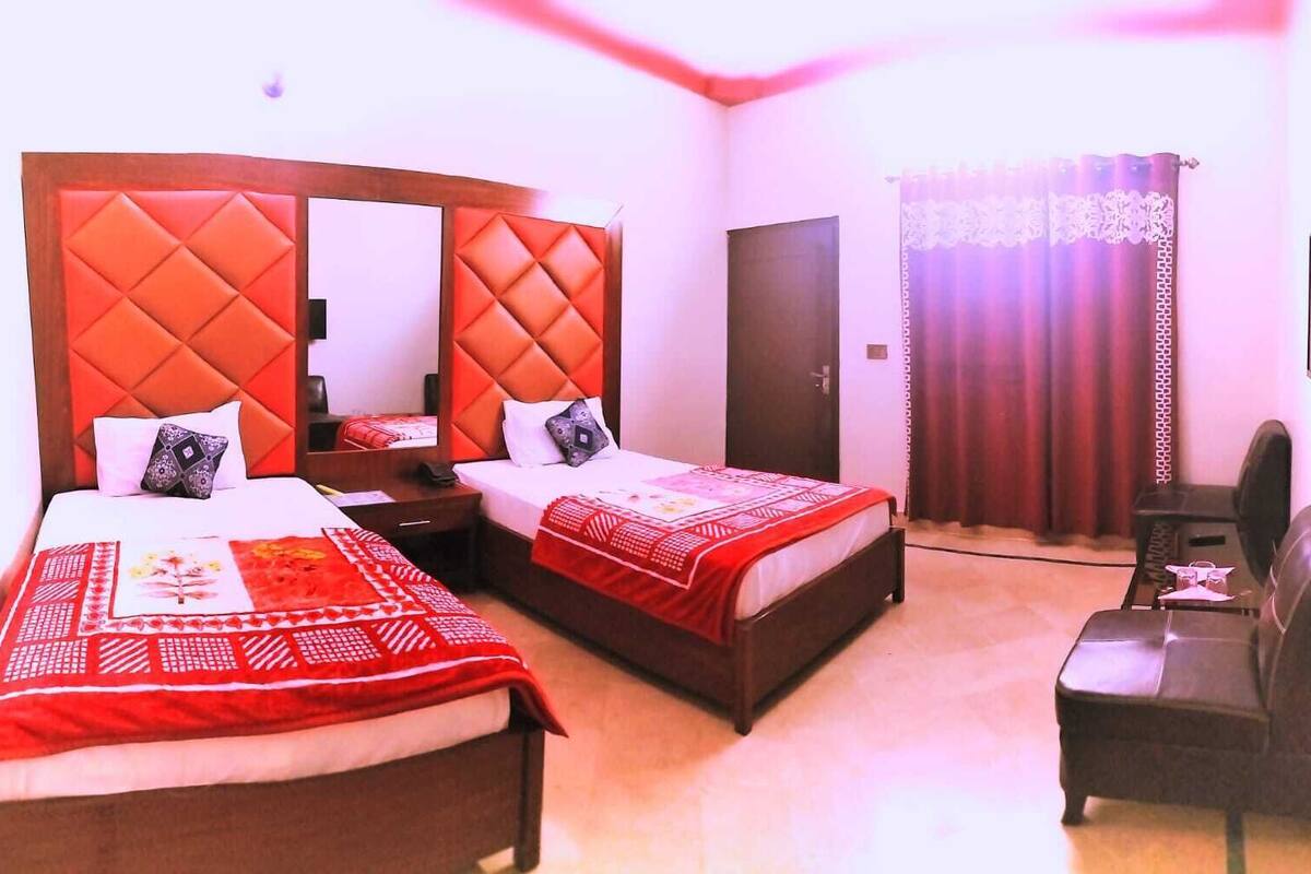 Exclusive Double or Twin Room | Soundproofing, WiFi (free)