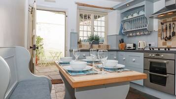 Fridge, dishwasher, electric kettle, toaster