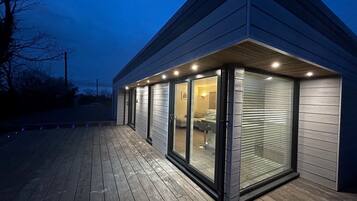 ์ํํธ | ์ธ๊ด