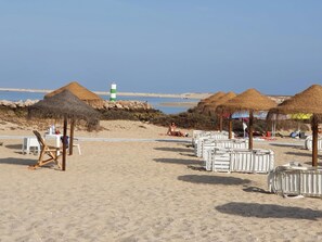 Beach nearby, sun-loungers, beach towels