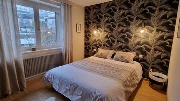 4 Schlafzimmer, Bügeleisen/Bügelbrett, Reisekinderbett, kostenloses WLAN