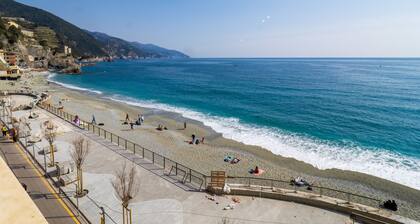 Giaella Sea View Apartment