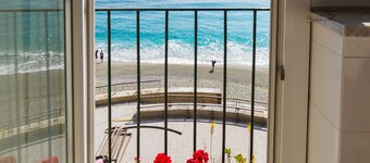 Giaella Sea View Apartment