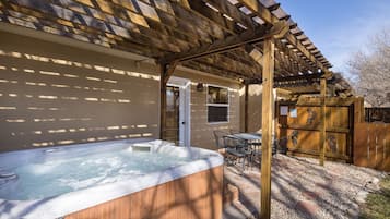 室外 SPA 浴缸