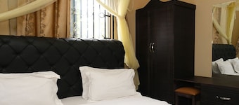 Central Apartments Hotel