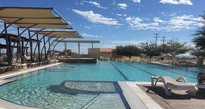 Casa SunnySide Access to Heated Pool.