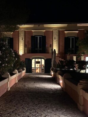 Front of property - Villa Sine Tempore Fumarola (Matera)