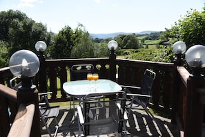 Cottage | Outdoor dining