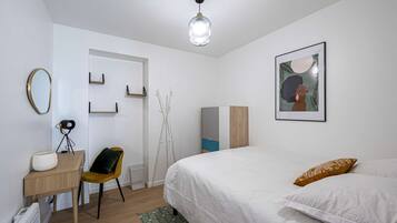 1 habitación, wifi y ropa de cama