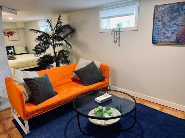 Téléviseur, bureau