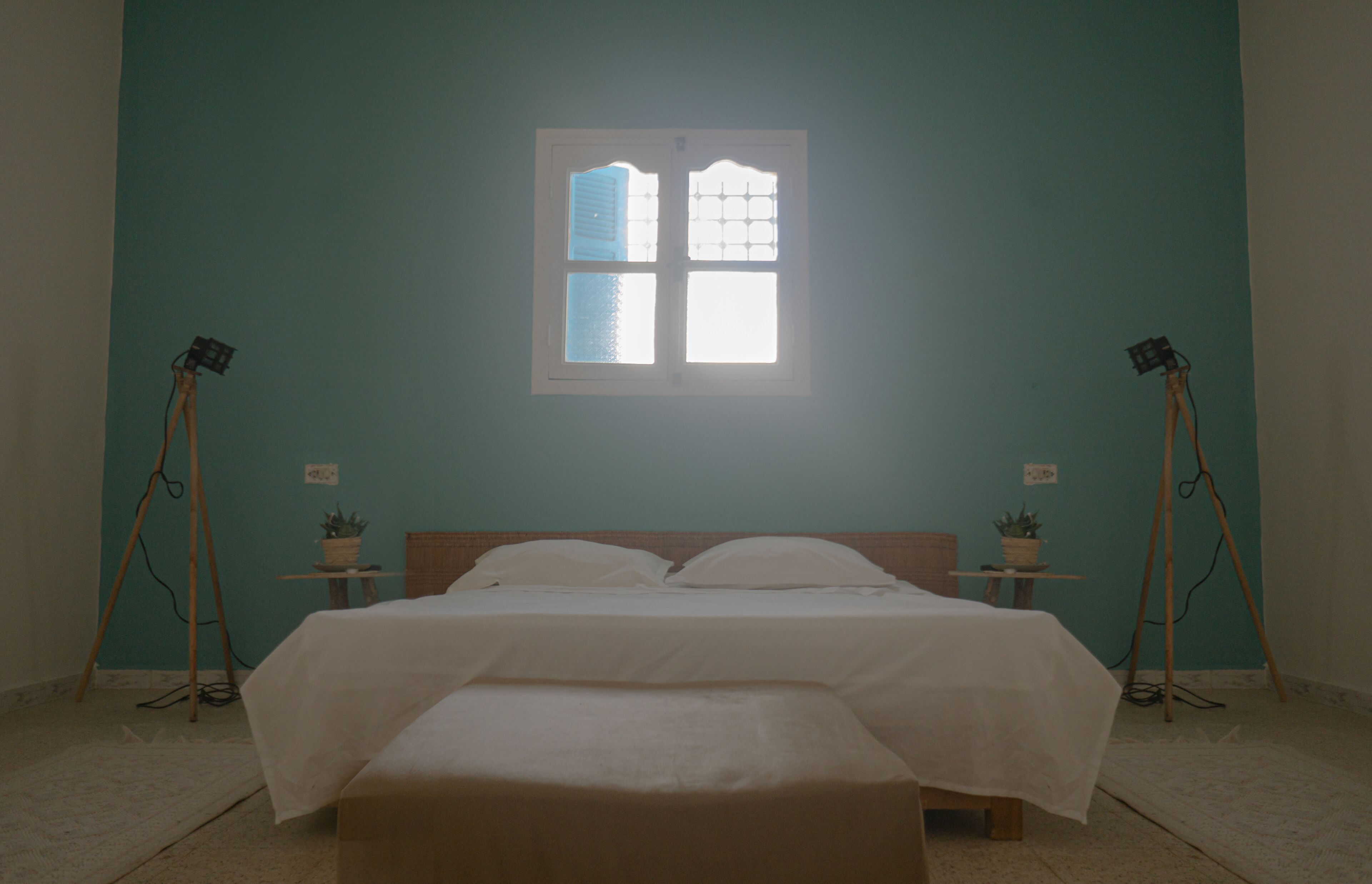 3 bedrooms, in-room safe, desk, free WiFi