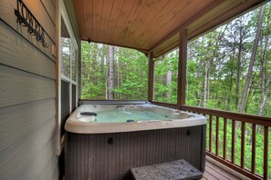 Tina de hidromasaje interior