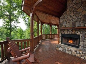 Property grounds - At Fireside Lodge, experience pet-friendly luxury with a majestic mountain vista, hot tub, outdoor fireplace, firepit, pool table, and seamless WiFi (Ellijay)