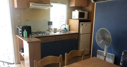 Charming Mobile Home in a 4-star campsite only 200 metres from the beach