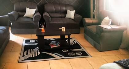 Captivating 1-bed Studio in Springs