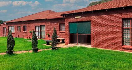 Captivating 1-bed Studio in Springs