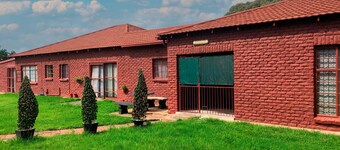 Captivating 1-bed Studio in Springs