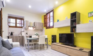 Smart TV, stereo