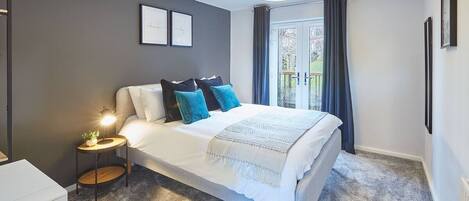 4 habitaciones, tabla de planchar con plancha y wifi gratis