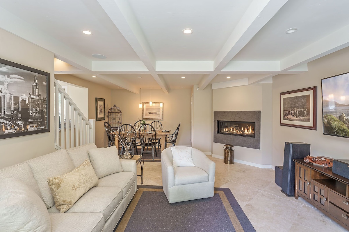 Photo 8 of 3885 Pebble Beach Oasis - Indoor / Outdoor Living