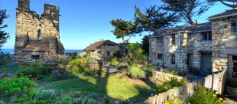 3885 Pebble Beach Oasis - Indoor / Outdoor Living