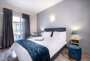 Standard Double or Twin Room, Partial Sea View | Minibar, in-room safe, desk, laptop workspace - RIVIERA HOTEL (Xylokastro-Evrostina)