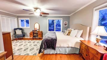 3 bedrooms, desk, free WiFi, bed sheets