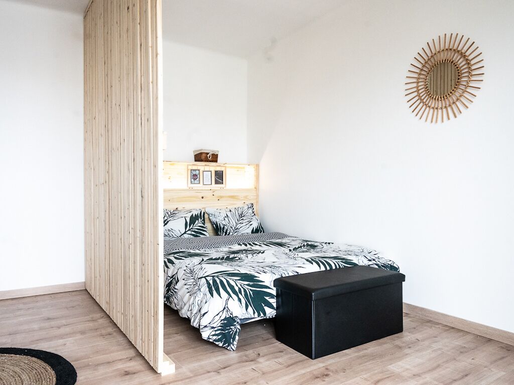 1 chambre, fer et planche à repasser, Wi-Fi gratuit, draps fournis
