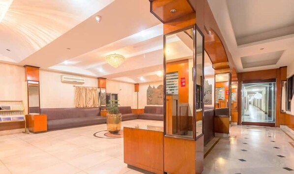 Front of property - Hotel Hornbill (Guwahati)