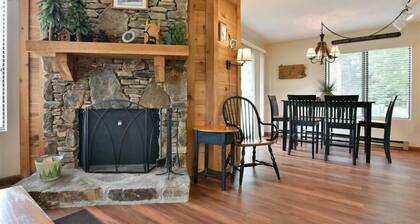Seven Springs 1 BR Condo, Single Level! by RedAwning - Save 10% on 3 Nights, 15% on 5 Nights!