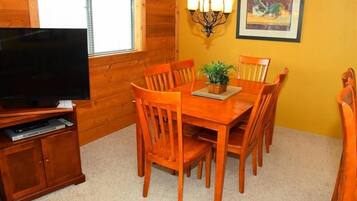 Lägenhet - 3 sovrum | Restauranger