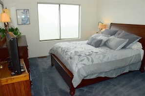 Condo, 3 Bedrooms | 3 bedrooms, iron/ironing board, cots/infant beds, free WiFi - Seven Springs Sunridge 3 Bedroom Deluxe Condo with Loft by RedAwning (Champion)