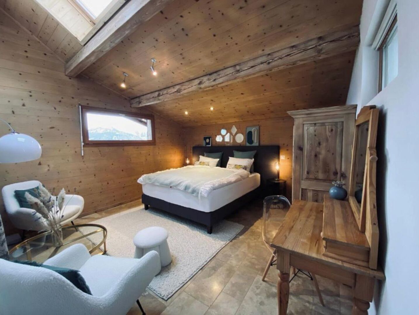 4 chambres, lit parapluie, Wi-Fi gratuit, draps fournis