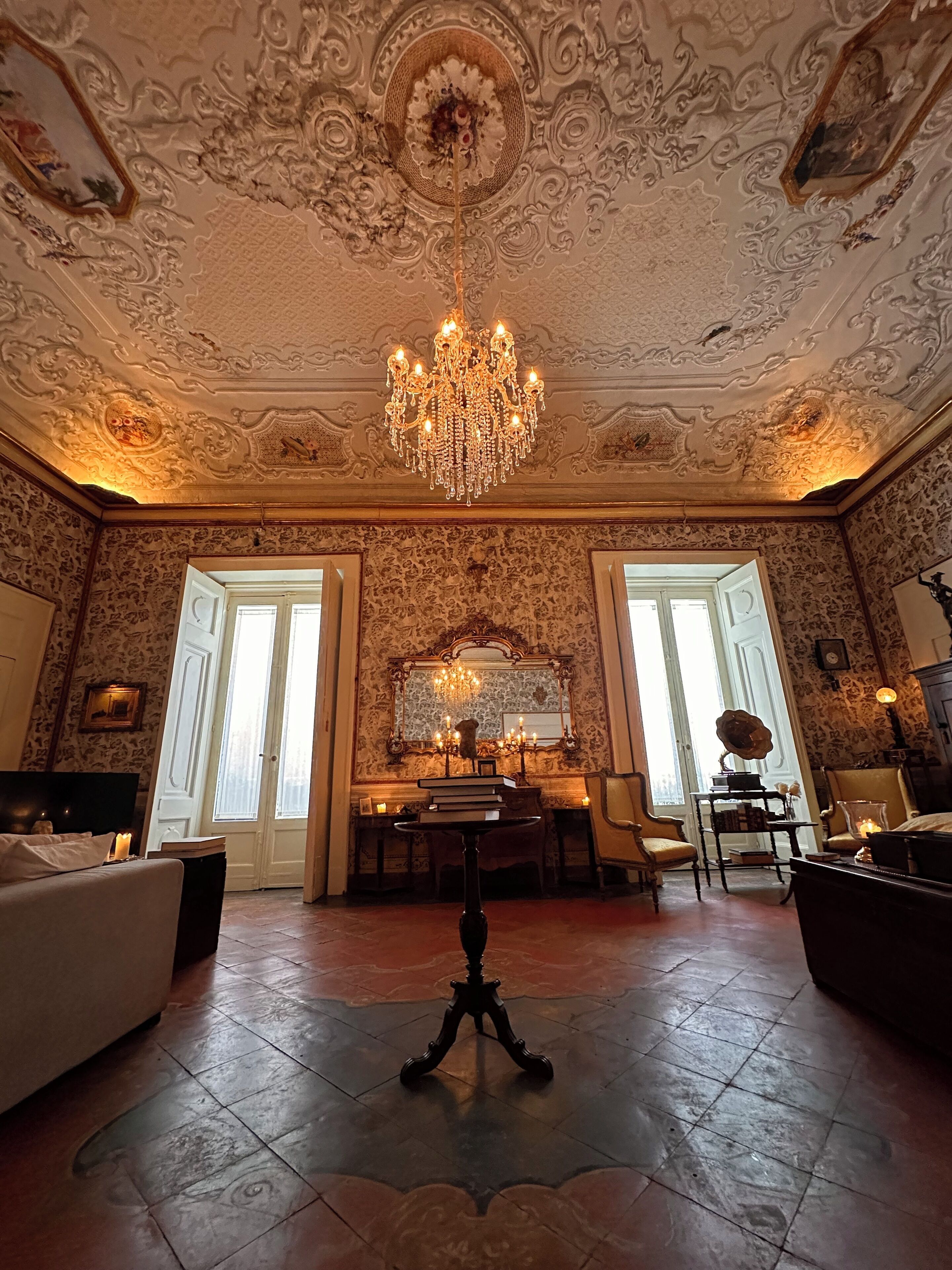 Executive Suite | Premium bedding, laptop workspace, blackout drapes, iron/ironing board