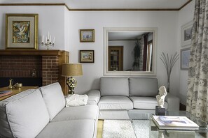 Living area - Christophe Maison Sherman's house (Scotstown)