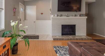 Downtown WestChester Casa with King Beds