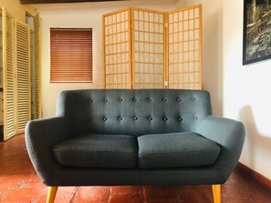 TV - Charming Studio in the centre of Miraflores (Miraflores)